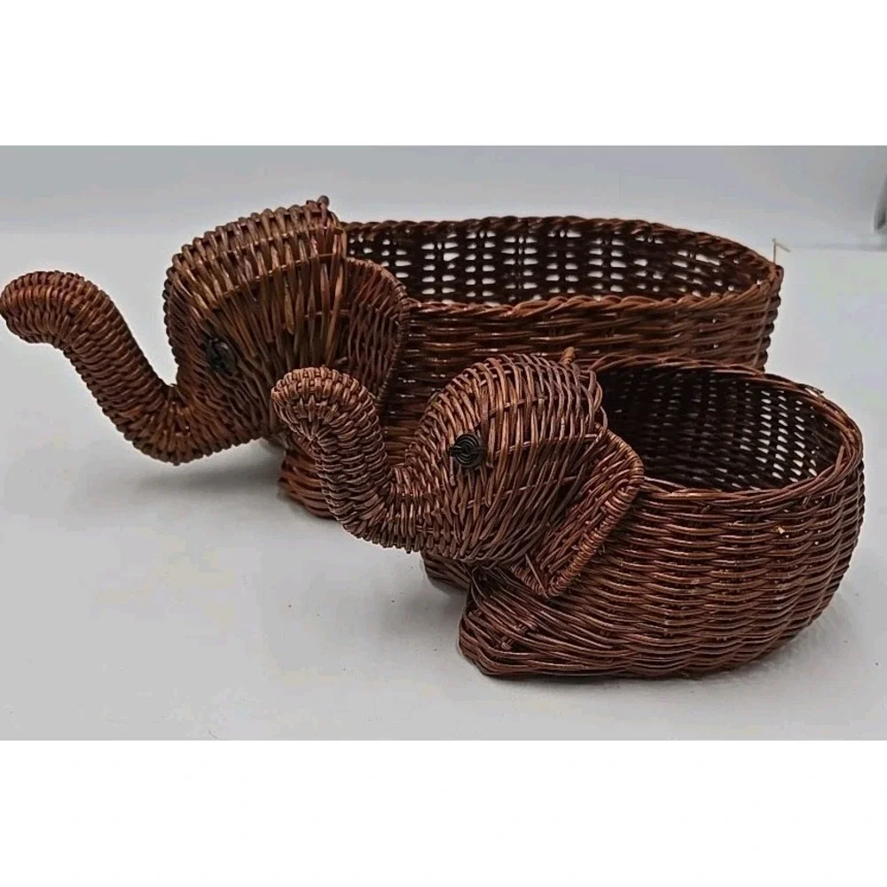 Vintage Woven Pair of Elephants Boho Safari Jungle Whimsical Cute Animal Baskets
